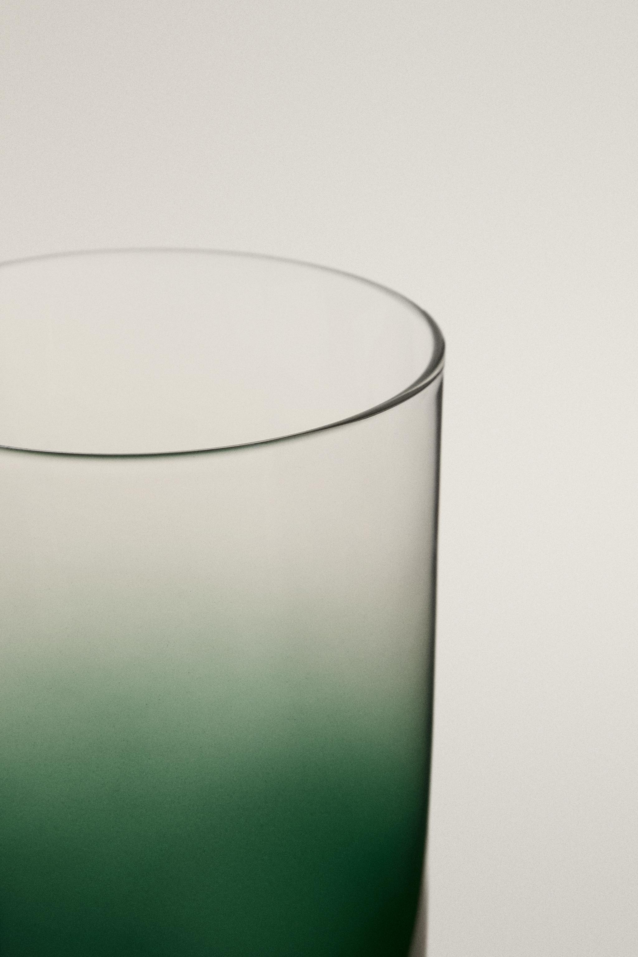 OMBRÉ GLASS SOFT DRINK TUMBLER